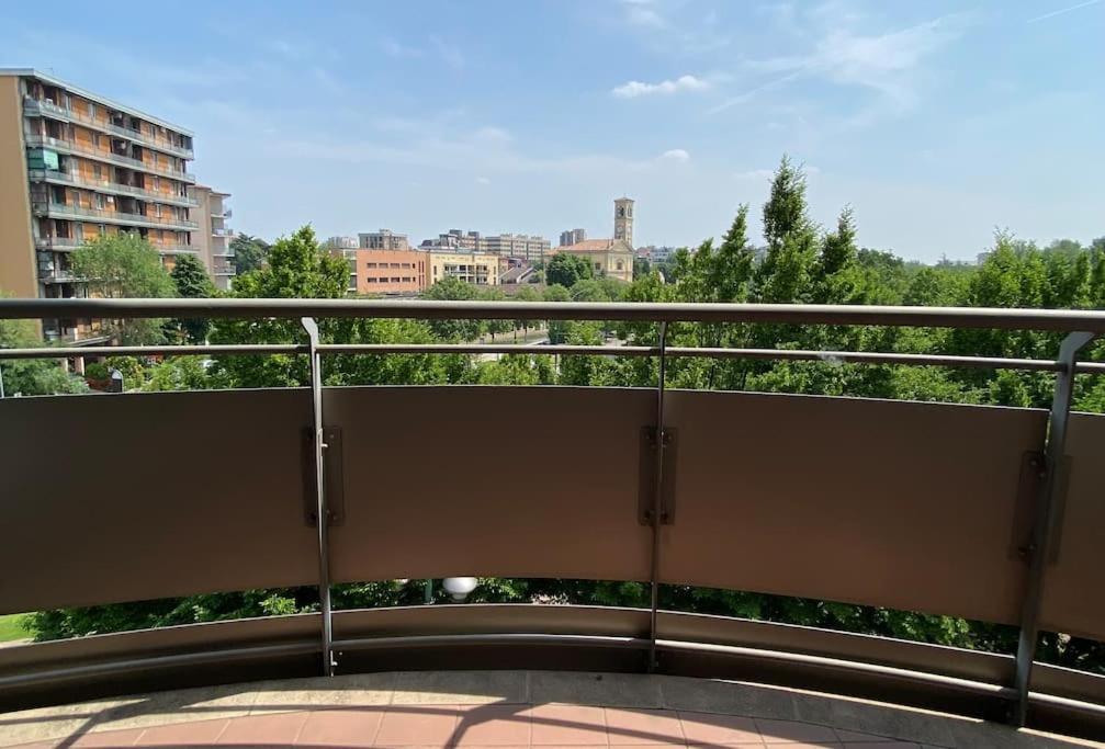 Incantevole - 15 Minuti Da Duomo + Wifi, Parking * San Donato Milanese