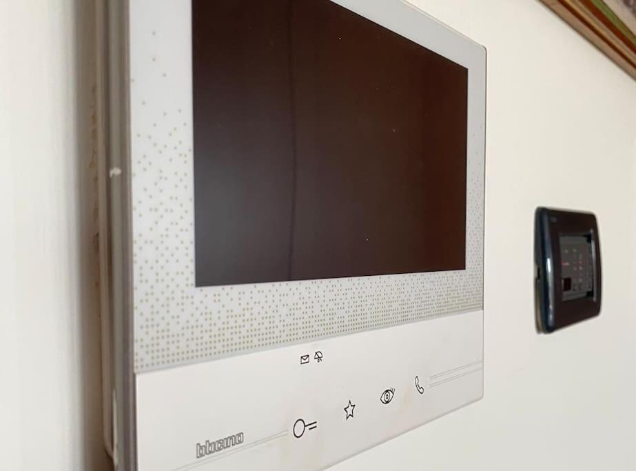 Apartment Incantevole - 15 Minuti Da Duomo + Wifi, Parking *